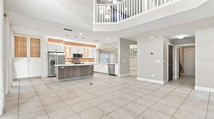 KISSIMMEE, Florida 34747, 7 Bedrooms Bedrooms, ,5 BathroomsBathrooms,Residential,For Sale,LA ISLA,0,MFRO6431583