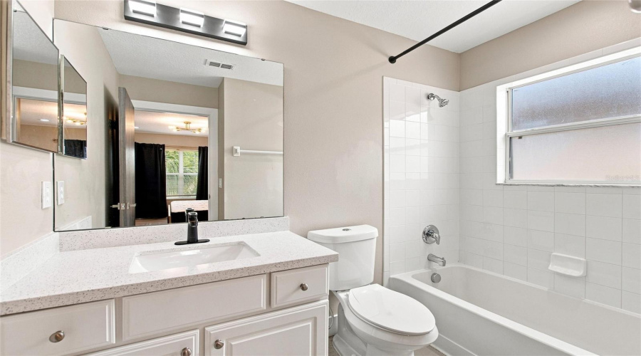 KISSIMMEE, Florida 34747, 7 Bedrooms Bedrooms, ,5 BathroomsBathrooms,Residential,For Sale,LA ISLA,0,MFRO6431583