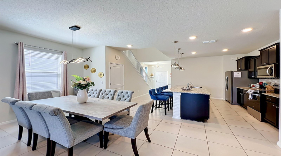 DAVENPORT, Florida 33897, 7 Bedrooms Bedrooms, ,5 BathroomsBathrooms,Residential,For Sale,LANA,0,MFRO6433860