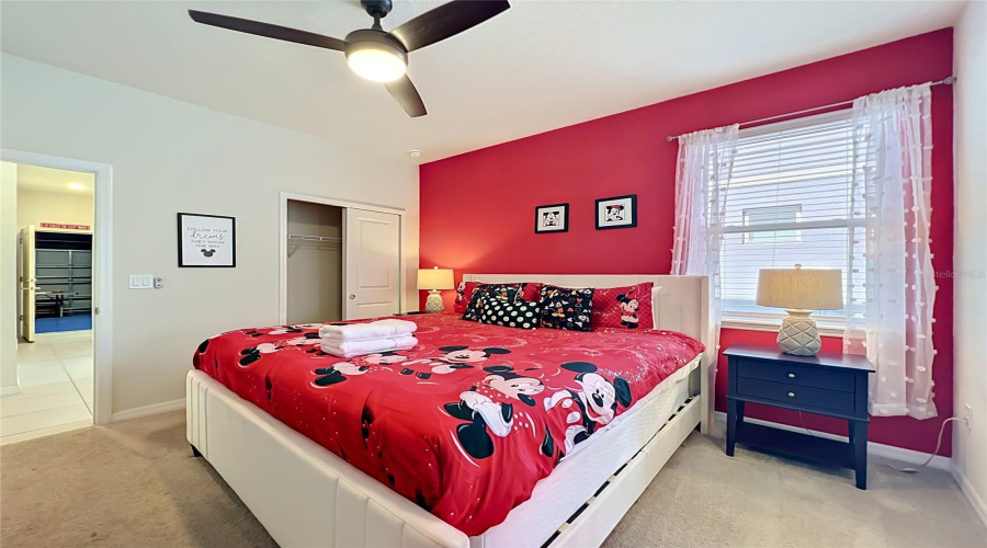 DAVENPORT, Florida 33897, 7 Bedrooms Bedrooms, ,5 BathroomsBathrooms,Residential,For Sale,LANA,0,MFRO6433860