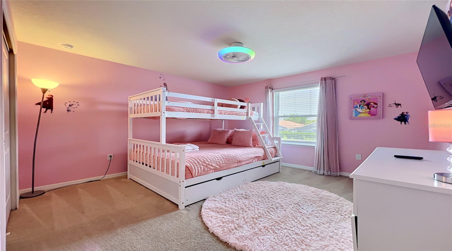 DAVENPORT, Florida 33897, 7 Bedrooms Bedrooms, ,5 BathroomsBathrooms,Residential,For Sale,LANA,0,MFRO6433860