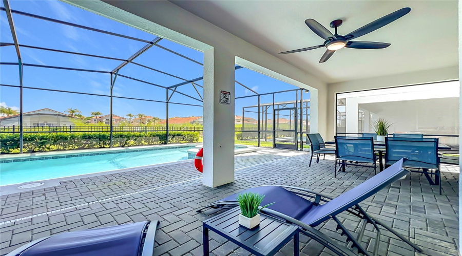 DAVENPORT, Florida 33897, 7 Bedrooms Bedrooms, ,5 BathroomsBathrooms,Residential,For Sale,LANA,0,MFRO6433860