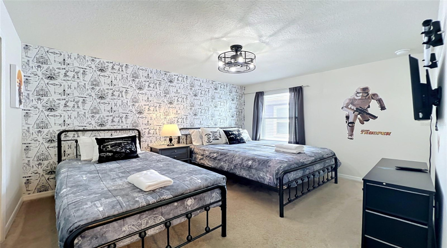 DAVENPORT, Florida 33897, 7 Bedrooms Bedrooms, ,5 BathroomsBathrooms,Residential,For Sale,LANA,0,MFRO6433860