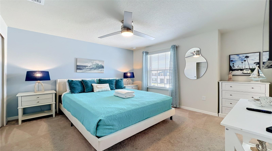 DAVENPORT, Florida 33897, 7 Bedrooms Bedrooms, ,5 BathroomsBathrooms,Residential,For Sale,LANA,0,MFRO6433860