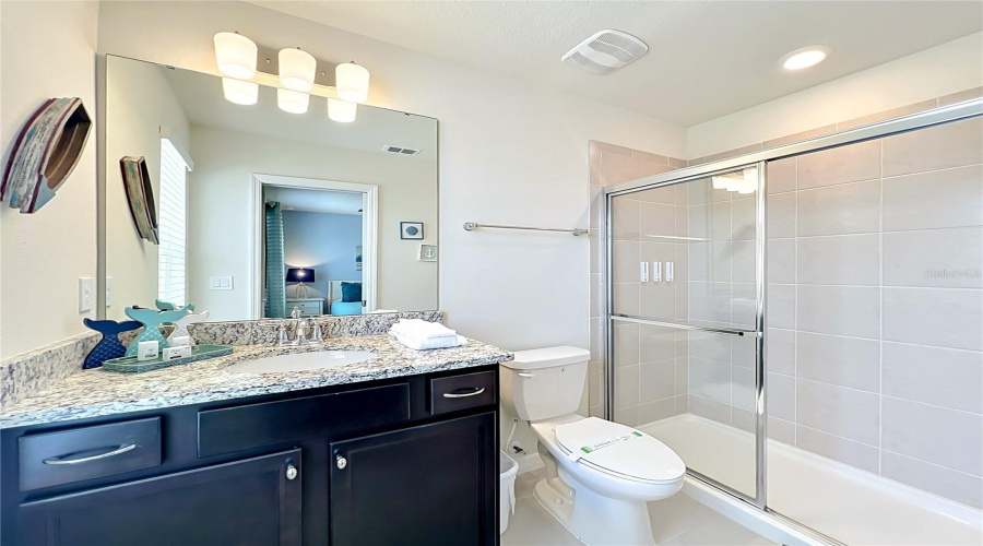 DAVENPORT, Florida 33897, 7 Bedrooms Bedrooms, ,5 BathroomsBathrooms,Residential,For Sale,LANA,0,MFRO6433860