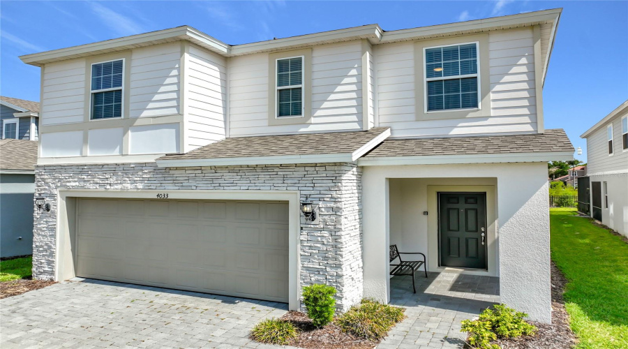DAVENPORT, Florida 33897, 7 Bedrooms Bedrooms, ,5 BathroomsBathrooms,Residential,For Sale,LANA,0,MFRO6433860