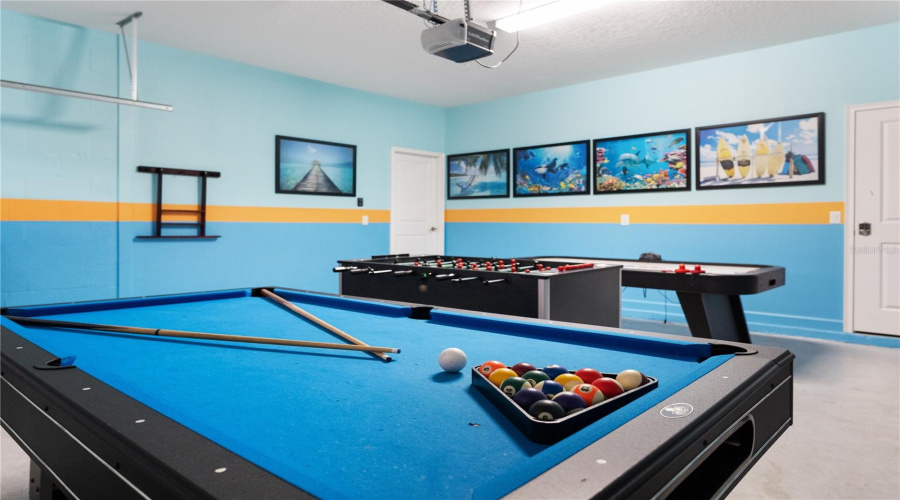 DAVENPORT, Florida 33896, 8 Bedrooms Bedrooms, ,5 BathroomsBathrooms,Residential,For Sale,HAZARD,0,MFRO6432068