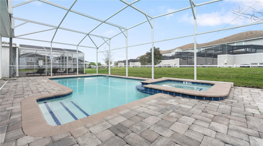 DAVENPORT, Florida 33896, 8 Bedrooms Bedrooms, ,5 BathroomsBathrooms,Residential,For Sale,HAZARD,0,MFRO6432068