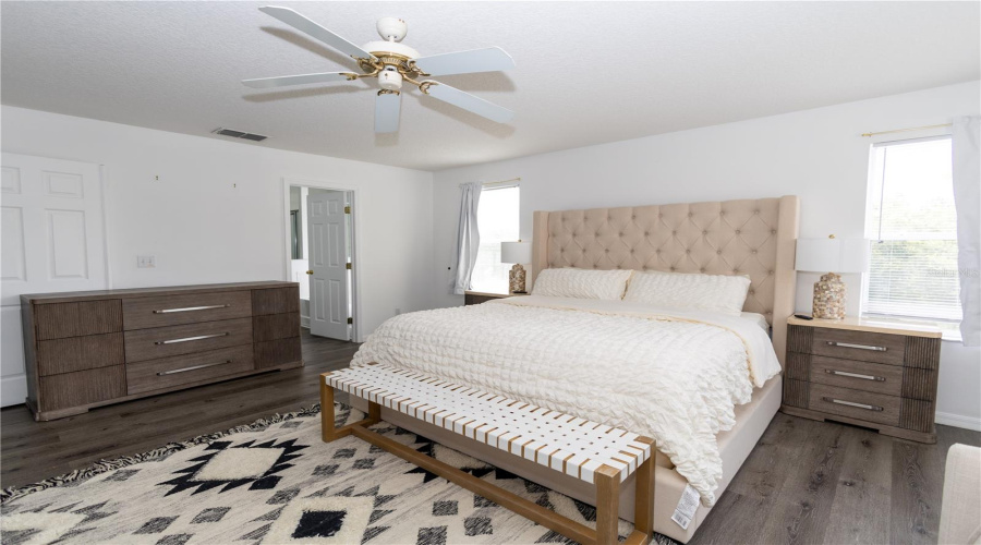 DAVENPORT, Florida 33897, 4 Bedrooms Bedrooms, ,3 BathroomsBathrooms,Residential,For Sale,KETTERING,0,MFRTB8538008