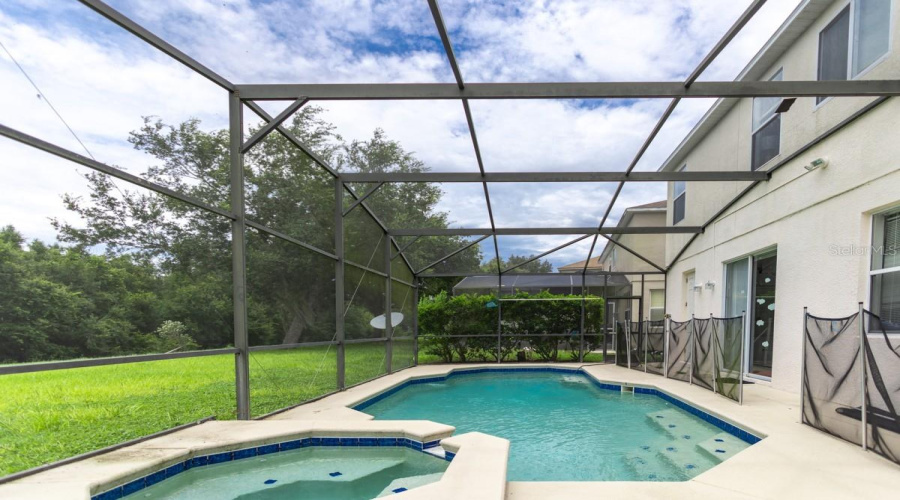 DAVENPORT, Florida 33897, 4 Bedrooms Bedrooms, ,3 BathroomsBathrooms,Residential,For Sale,KETTERING,0,MFRTB8538008