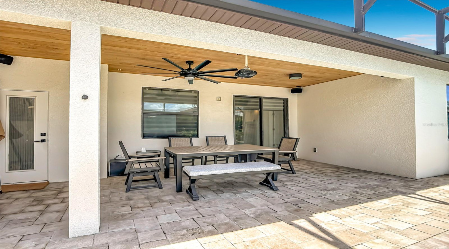 KISSIMMEE, Florida 34746, 4 Bedrooms Bedrooms, ,3 BathroomsBathrooms,Residential,For Sale,BOATING,0,MFRTB8539232