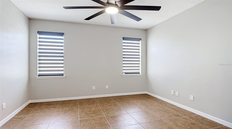 KISSIMMEE, Florida 34746, 4 Bedrooms Bedrooms, ,3 BathroomsBathrooms,Residential,For Sale,BOATING,0,MFRTB8539232