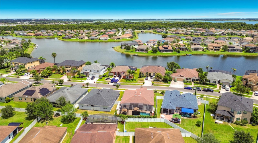 KISSIMMEE, Florida 34746, 4 Bedrooms Bedrooms, ,3 BathroomsBathrooms,Residential,For Sale,BOATING,0,MFRTB8539232