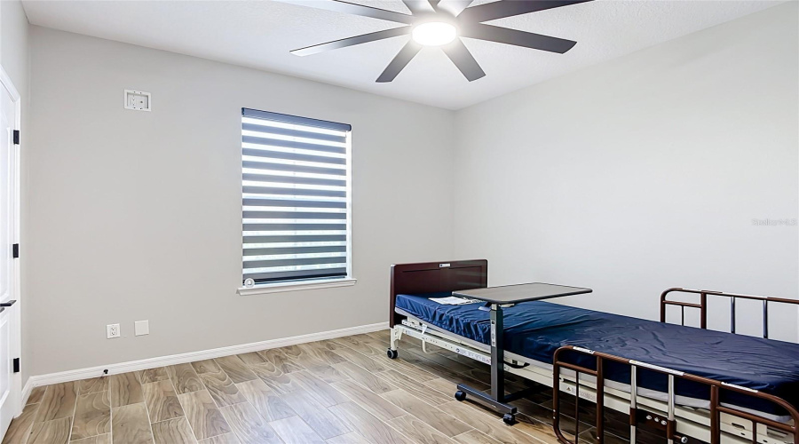 KISSIMMEE, Florida 34746, 4 Bedrooms Bedrooms, ,3 BathroomsBathrooms,Residential,For Sale,BOATING,0,MFRTB8539232