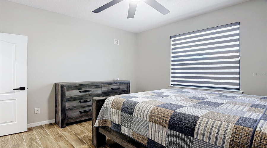 KISSIMMEE, Florida 34746, 4 Bedrooms Bedrooms, ,3 BathroomsBathrooms,Residential,For Sale,BOATING,0,MFRTB8539232