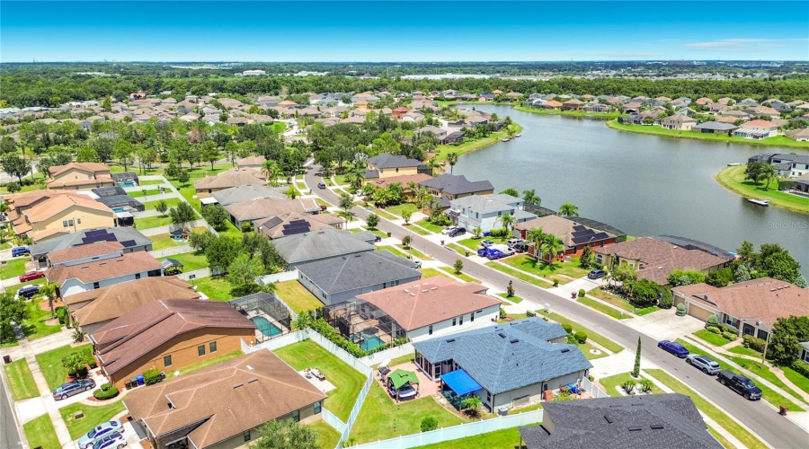 KISSIMMEE, Florida 34746, 4 Bedrooms Bedrooms, ,3 BathroomsBathrooms,Residential,For Sale,BOATING,0,MFRTB8539232