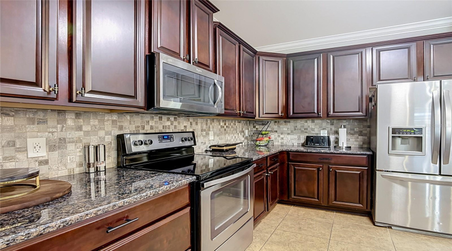 KISSIMMEE, Florida 34746, 4 Bedrooms Bedrooms, ,3 BathroomsBathrooms,Residential,For Sale,BOATING,0,MFRTB8539232