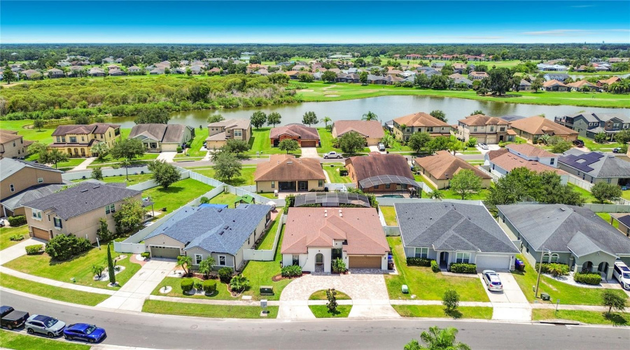 KISSIMMEE, Florida 34746, 4 Bedrooms Bedrooms, ,3 BathroomsBathrooms,Residential,For Sale,BOATING,0,MFRTB8539232