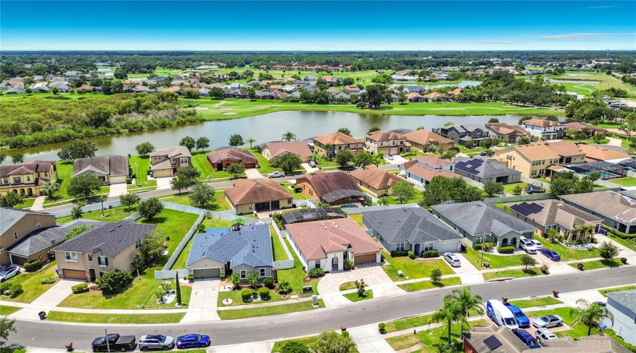 KISSIMMEE, Florida 34746, 4 Bedrooms Bedrooms, ,3 BathroomsBathrooms,Residential,For Sale,BOATING,0,MFRTB8539232