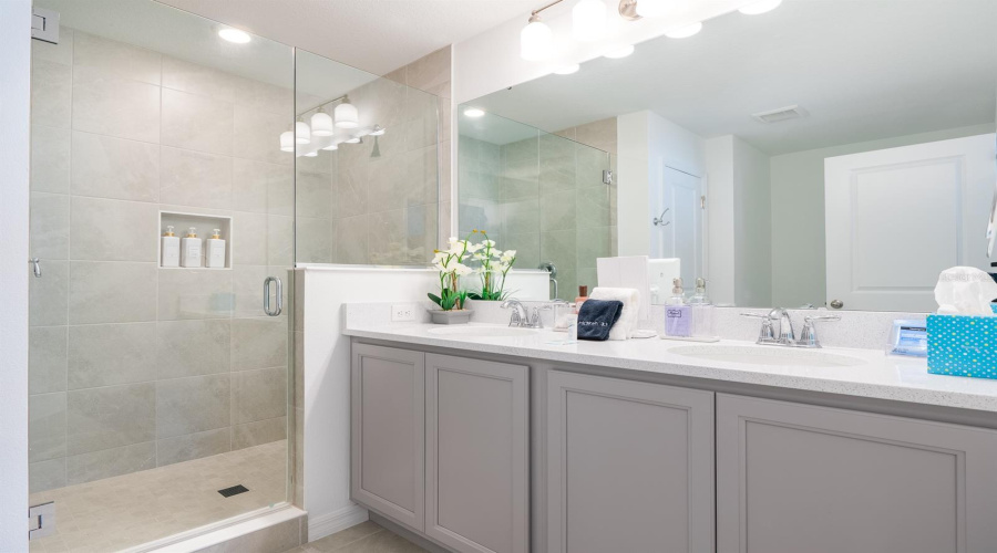 DAVENPORT, Florida 33896, 3 Bedrooms Bedrooms, ,2 BathroomsBathrooms,Residential,For Sale,PLANTATION,0,MFRO6412688