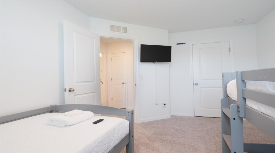 DAVENPORT, Florida 33896, 3 Bedrooms Bedrooms, ,2 BathroomsBathrooms,Residential,For Sale,PLANTATION,0,MFRO6412688