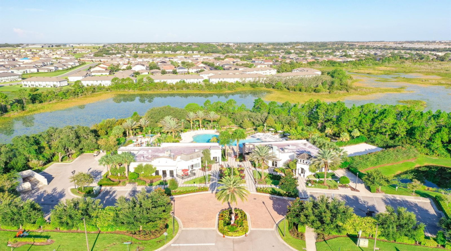 DAVENPORT, Florida 33896, 3 Bedrooms Bedrooms, ,2 BathroomsBathrooms,Residential,For Sale,PLANTATION,0,MFRO6412688