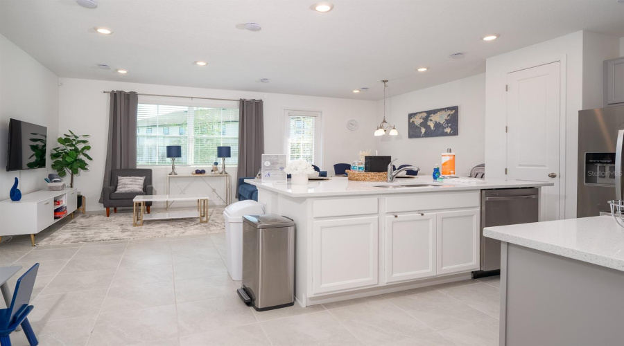 DAVENPORT, Florida 33896, 3 Bedrooms Bedrooms, ,2 BathroomsBathrooms,Residential,For Sale,PLANTATION,0,MFRO6412688