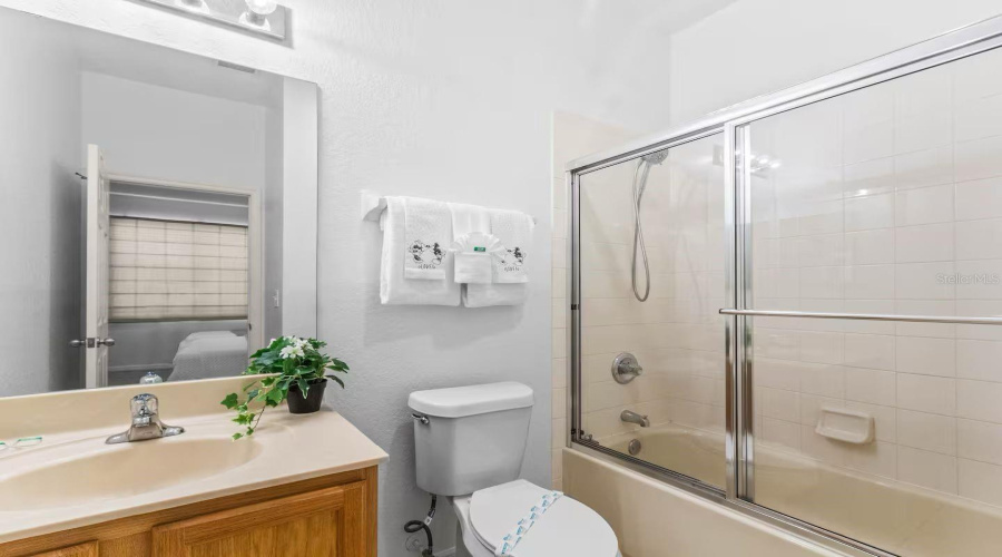 KISSIMMEE, Florida 34746, 4 Bedrooms Bedrooms, ,3 BathroomsBathrooms,Residential,For Sale,CAMARO,0,MFRO6434044