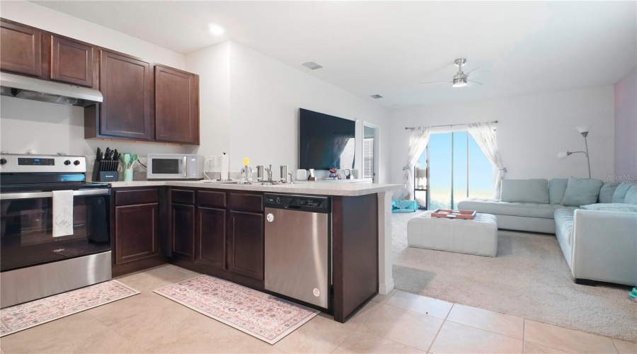 DAVENPORT, Florida 33837, 3 Bedrooms Bedrooms, ,2 BathroomsBathrooms,Residential,For Sale,GINA,0,MFRO6432891