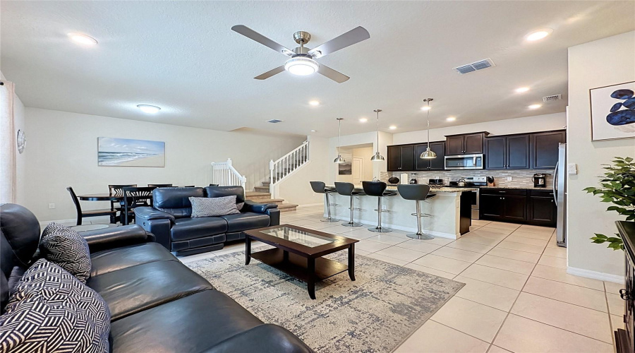 DAVENPORT, Florida 33897, 5 Bedrooms Bedrooms, ,4 BathroomsBathrooms,Residential,For Sale,JETTY,0,MFRS5153203