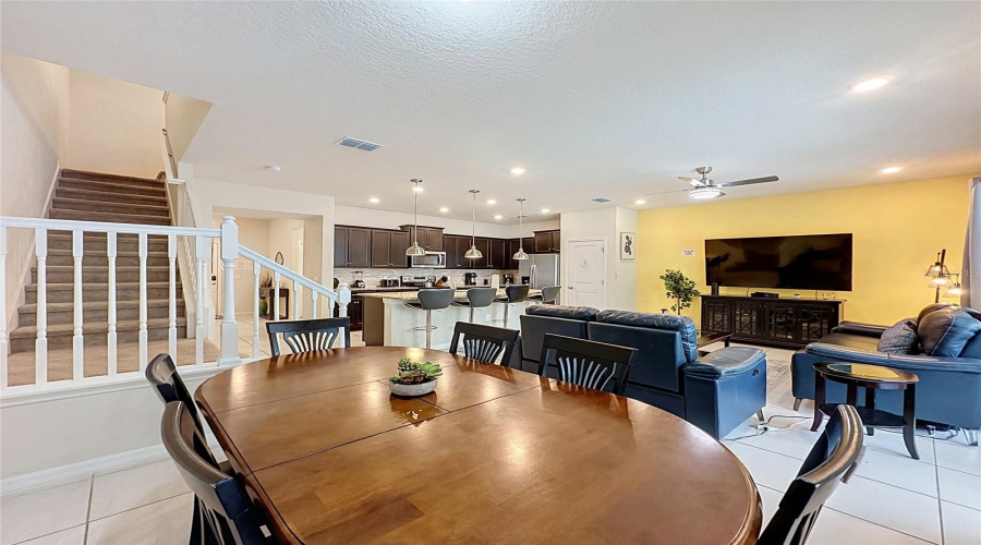 DAVENPORT, Florida 33897, 5 Bedrooms Bedrooms, ,4 BathroomsBathrooms,Residential,For Sale,JETTY,0,MFRS5153203
