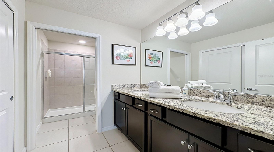 DAVENPORT, Florida 33897, 5 Bedrooms Bedrooms, ,4 BathroomsBathrooms,Residential,For Sale,JETTY,0,MFRS5153203