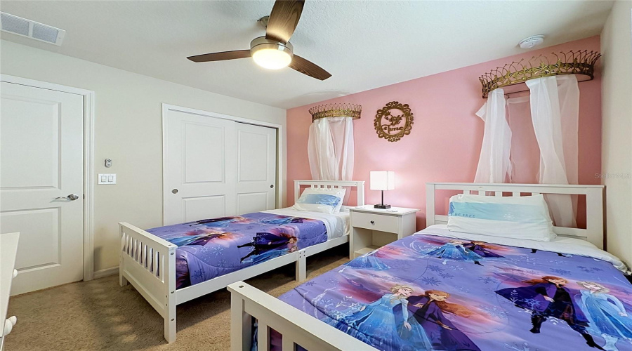 DAVENPORT, Florida 33897, 5 Bedrooms Bedrooms, ,4 BathroomsBathrooms,Residential,For Sale,JETTY,0,MFRS5153203