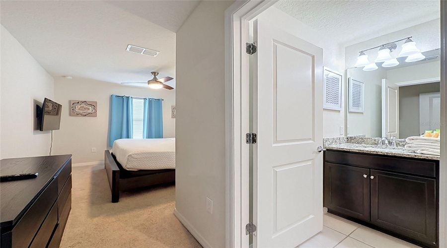 DAVENPORT, Florida 33897, 5 Bedrooms Bedrooms, ,4 BathroomsBathrooms,Residential,For Sale,JETTY,0,MFRS5153203