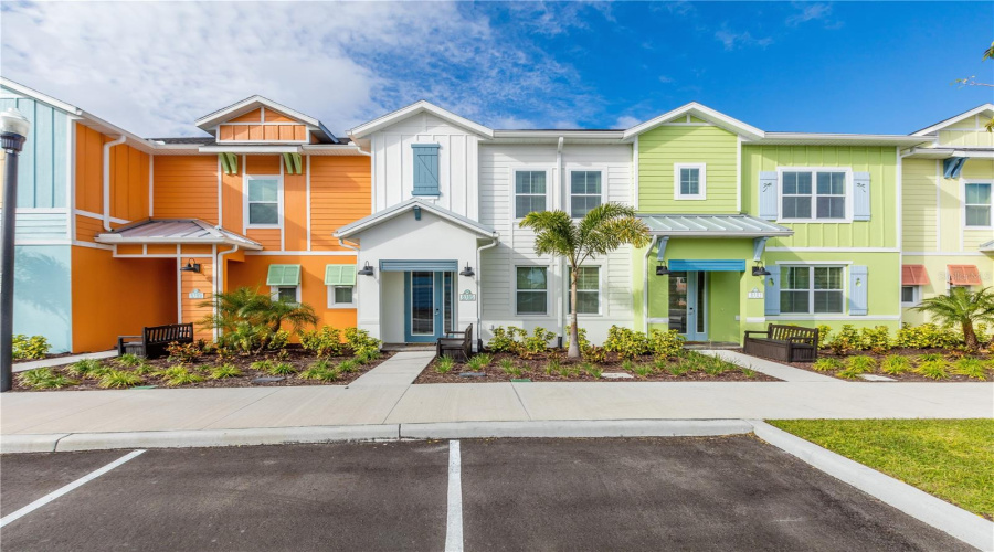 KISSIMMEE, Florida 34747, 3 Bedrooms Bedrooms, ,3 BathroomsBathrooms,Residential,For Sale,SURF,0,MFRO6376112