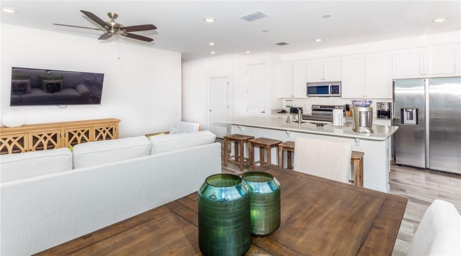 KISSIMMEE, Florida 34747, 3 Bedrooms Bedrooms, ,3 BathroomsBathrooms,Residential,For Sale,SURF,0,MFRO6376112