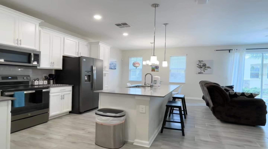 DAVENPORT, Florida 33896, 3 Bedrooms Bedrooms, ,2 BathroomsBathrooms,Residential,For Sale,SHINNECOCK HILLS,0,MFRO6434258