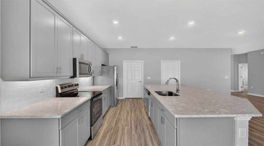 DAVENPORT, Florida 33837, 3 Bedrooms Bedrooms, ,2 BathroomsBathrooms,Residential,For Sale,ORCHID,0,MFRS5154891