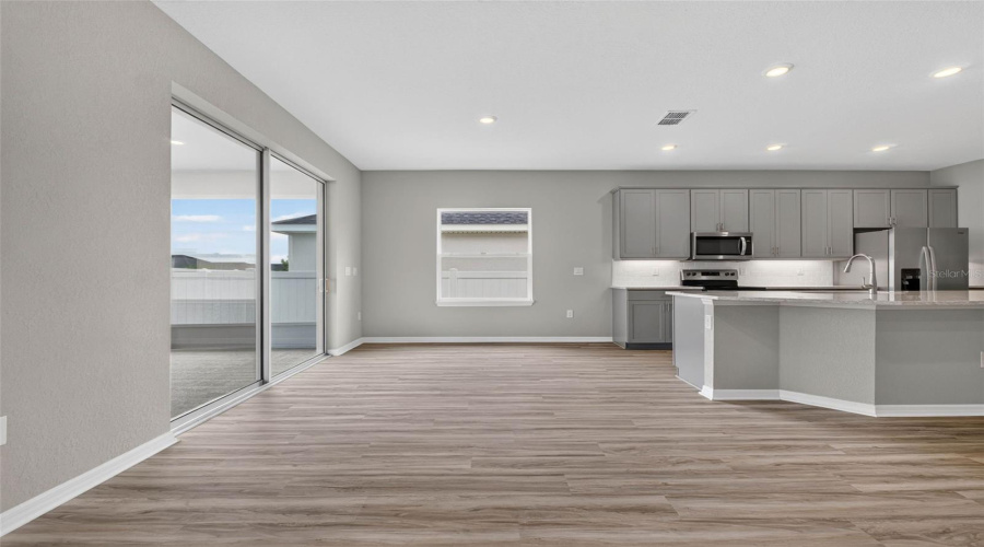 DAVENPORT, Florida 33837, 3 Bedrooms Bedrooms, ,2 BathroomsBathrooms,Residential,For Sale,ORCHID,0,MFRS5154891