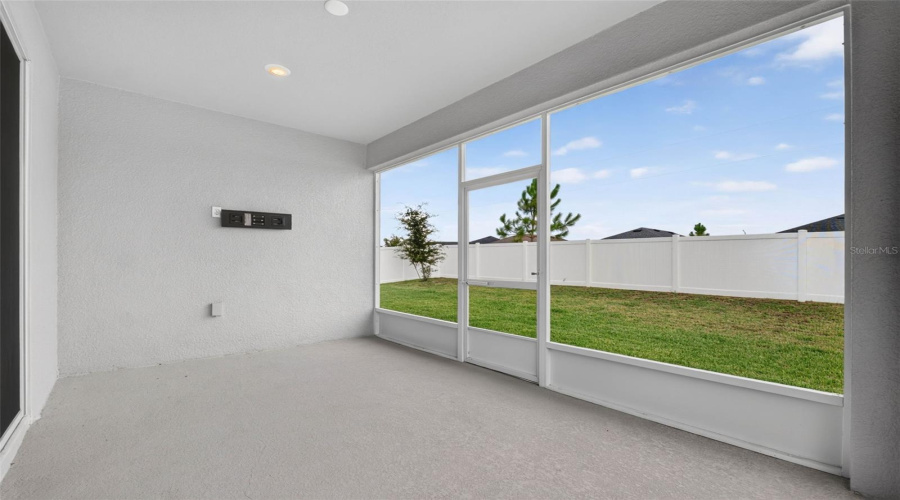 DAVENPORT, Florida 33837, 3 Bedrooms Bedrooms, ,2 BathroomsBathrooms,Residential,For Sale,ORCHID,0,MFRS5154891