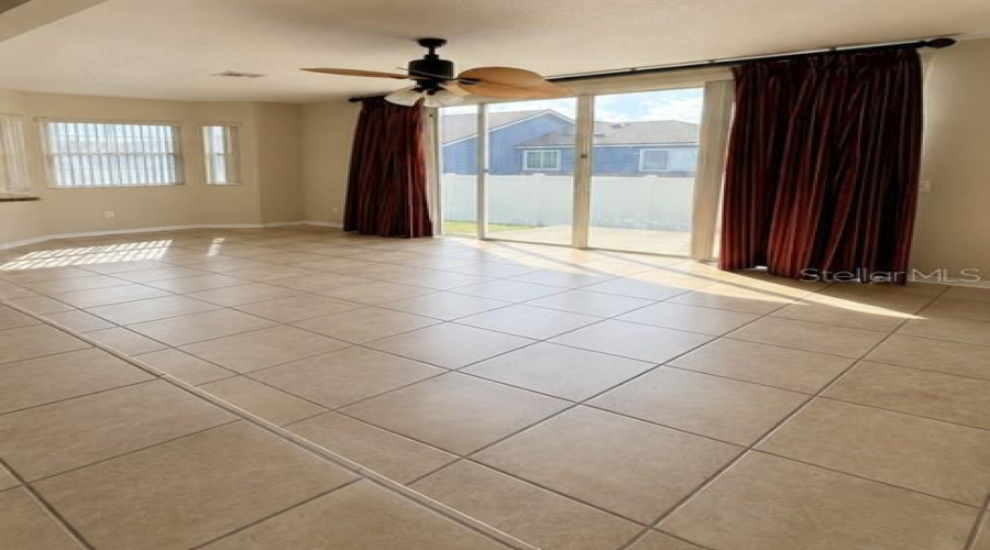 DAVENPORT, Florida 33897, 3 Bedrooms Bedrooms, ,3 BathroomsBathrooms,Residential,For Sale,MANGO,0,MFRO6433193