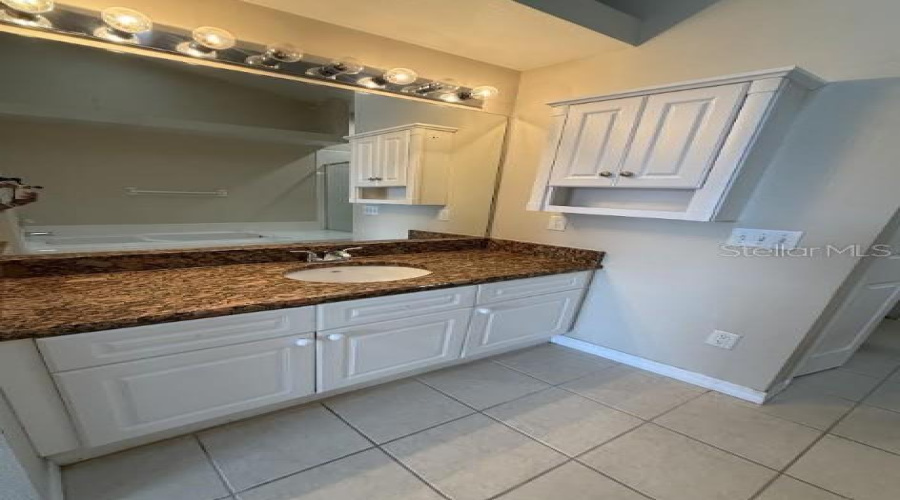 DAVENPORT, Florida 33897, 3 Bedrooms Bedrooms, ,3 BathroomsBathrooms,Residential,For Sale,MANGO,0,MFRO6433193