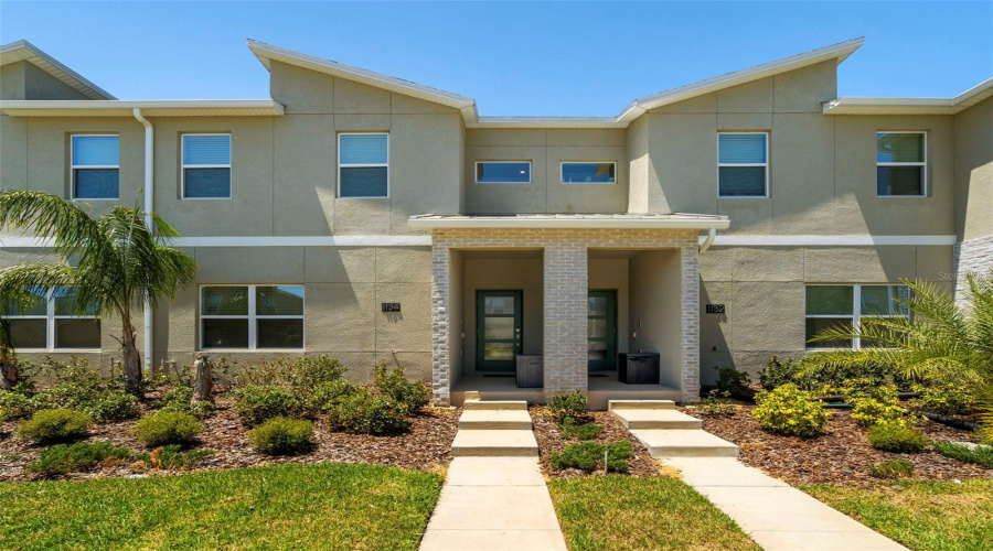DAVENPORT, Florida 33896, 4 Bedrooms Bedrooms, ,3 BathroomsBathrooms,Residential,For Sale,KINGSBARN,0,MFRO6434200