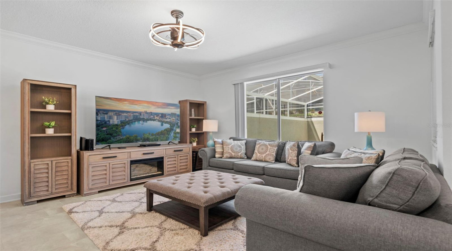 DAVENPORT, Florida 33896, 4 Bedrooms Bedrooms, ,3 BathroomsBathrooms,Residential,For Sale,KINGSBARN,0,MFRO6434200