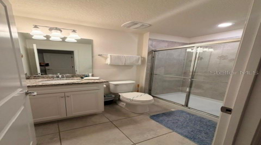DAVENPORT, Florida 33897, 3 Bedrooms Bedrooms, ,4 BathroomsBathrooms,Residential,For Sale,JETTY,0,MFRO6434138