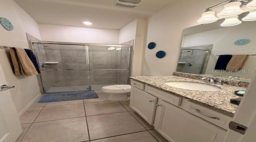 DAVENPORT, Florida 33897, 3 Bedrooms Bedrooms, ,4 BathroomsBathrooms,Residential,For Sale,JETTY,0,MFRO6434138