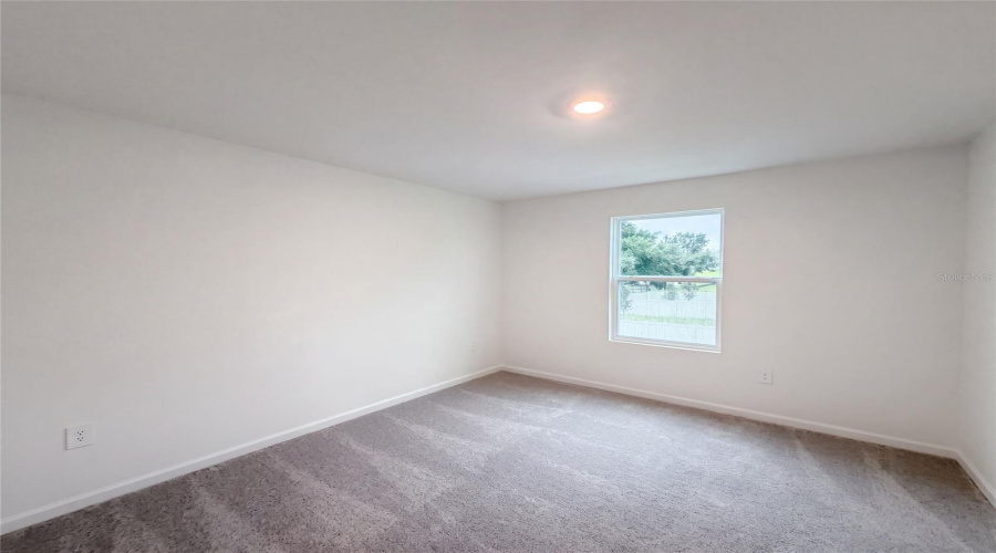 DAVENPORT, Florida 33837, 5 Bedrooms Bedrooms, ,2 BathroomsBathrooms,Residential,For Sale,MEADOW WALK,0,MFRO6434245