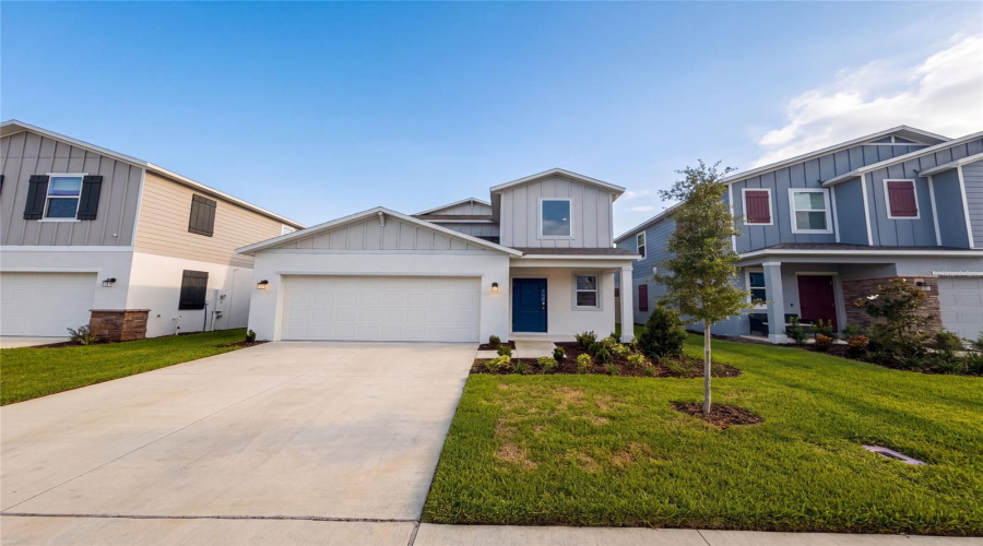 DAVENPORT, Florida 33837, 5 Bedrooms Bedrooms, ,2 BathroomsBathrooms,Residential,For Sale,MEADOW WALK,0,MFRO6434245