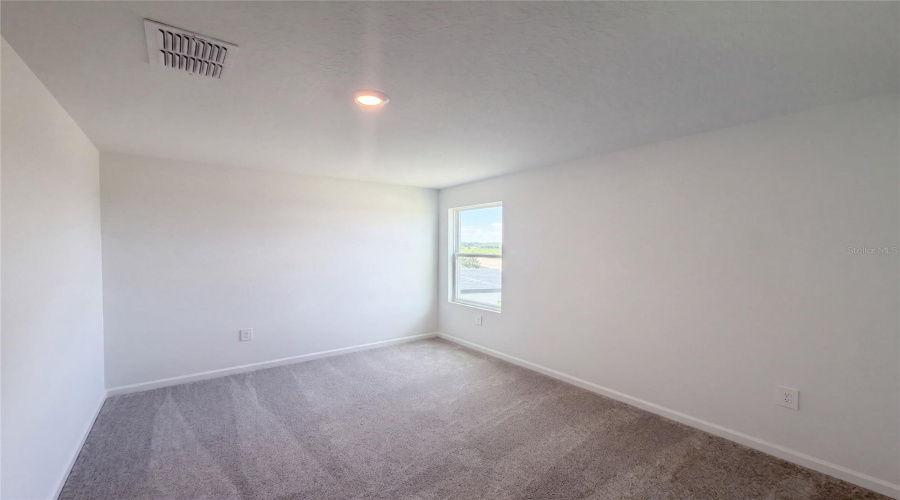 DAVENPORT, Florida 33837, 6 Bedrooms Bedrooms, ,3 BathroomsBathrooms,Residential,For Sale,RIVER BEACON,0,MFRO6434240