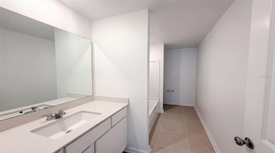 DAVENPORT, Florida 33837, 6 Bedrooms Bedrooms, ,3 BathroomsBathrooms,Residential,For Sale,RIVER BEACON,0,MFRO6434240